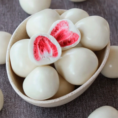 Драже "Сублимированная клубника в белой глазури" 250 г 